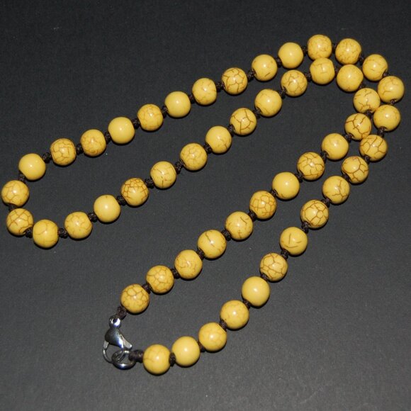 Yellow Stone Necklace,Hand Knotted Necklace,Yellow Necklace - Picture 2 of 4